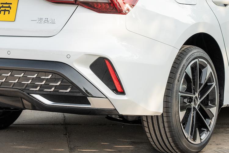 Фото машины 70