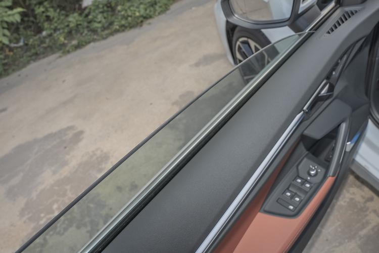 Фото машины 77