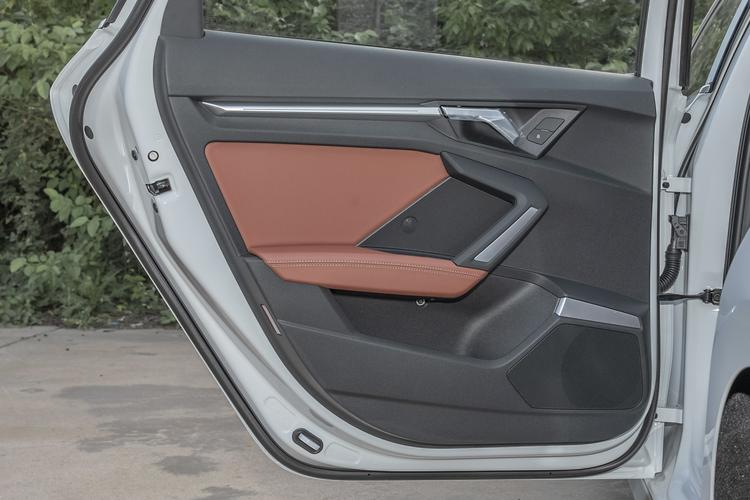 Фото машины 97