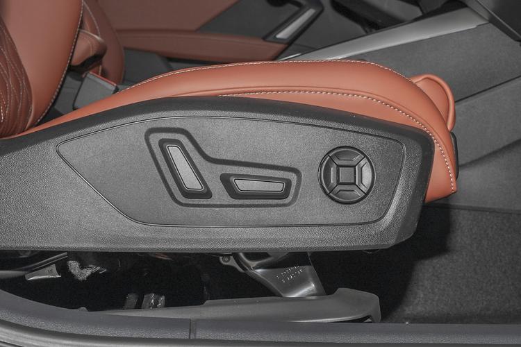 Фото машины 105