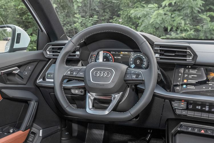 Фото машины 128