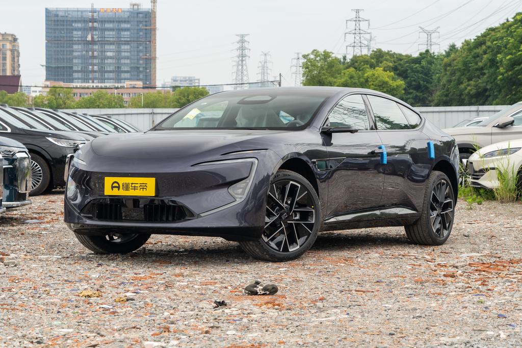 Facelifted Max four-wheel drive pure electric version