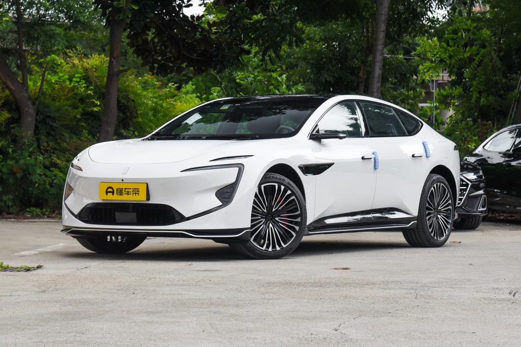 Facelifted Master four-wheel drive pure electric version