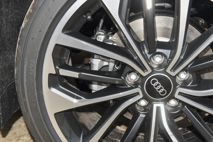 Фото машины 40