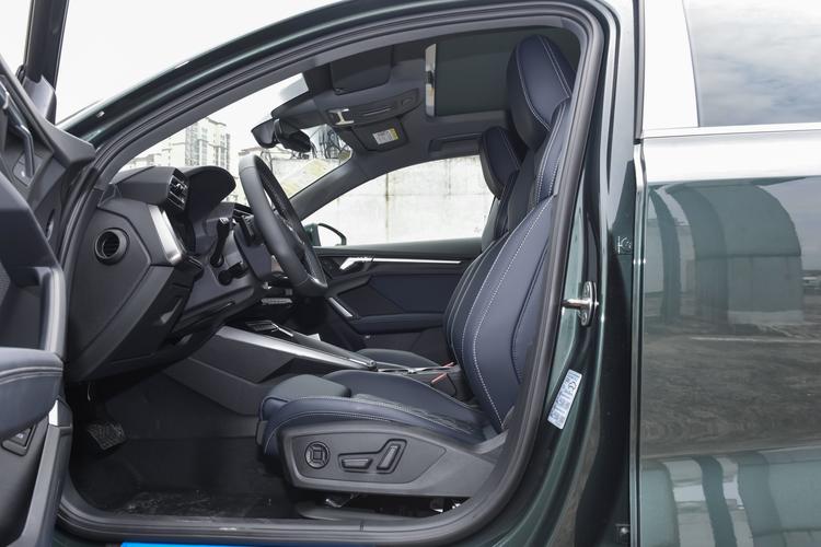 Фото машины 105