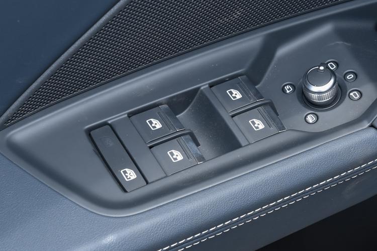 Фото машины 118