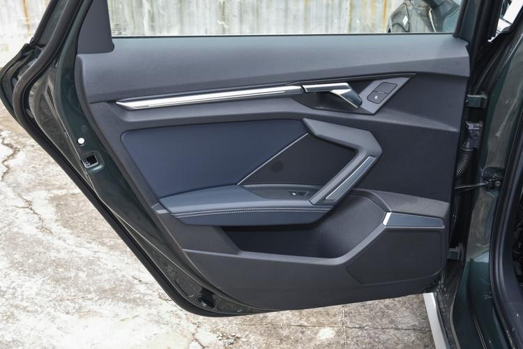 Фото машины 133