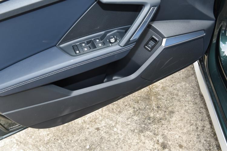 Фото машины 140