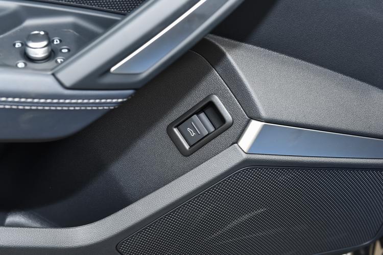 Фото машины 142