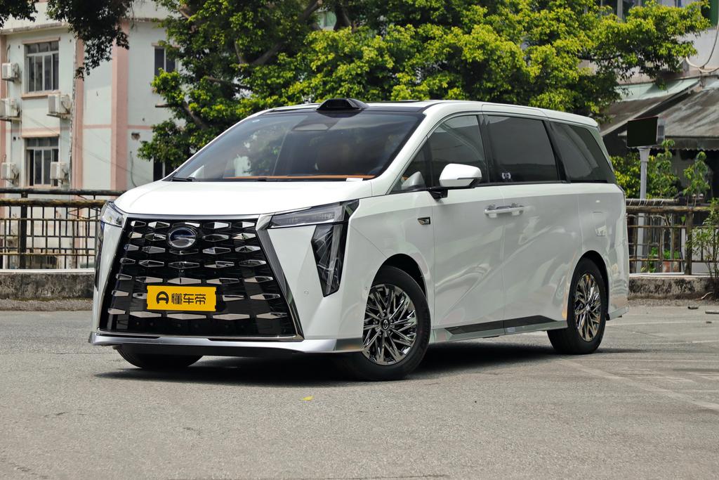 Qian Kun Ultra First Class