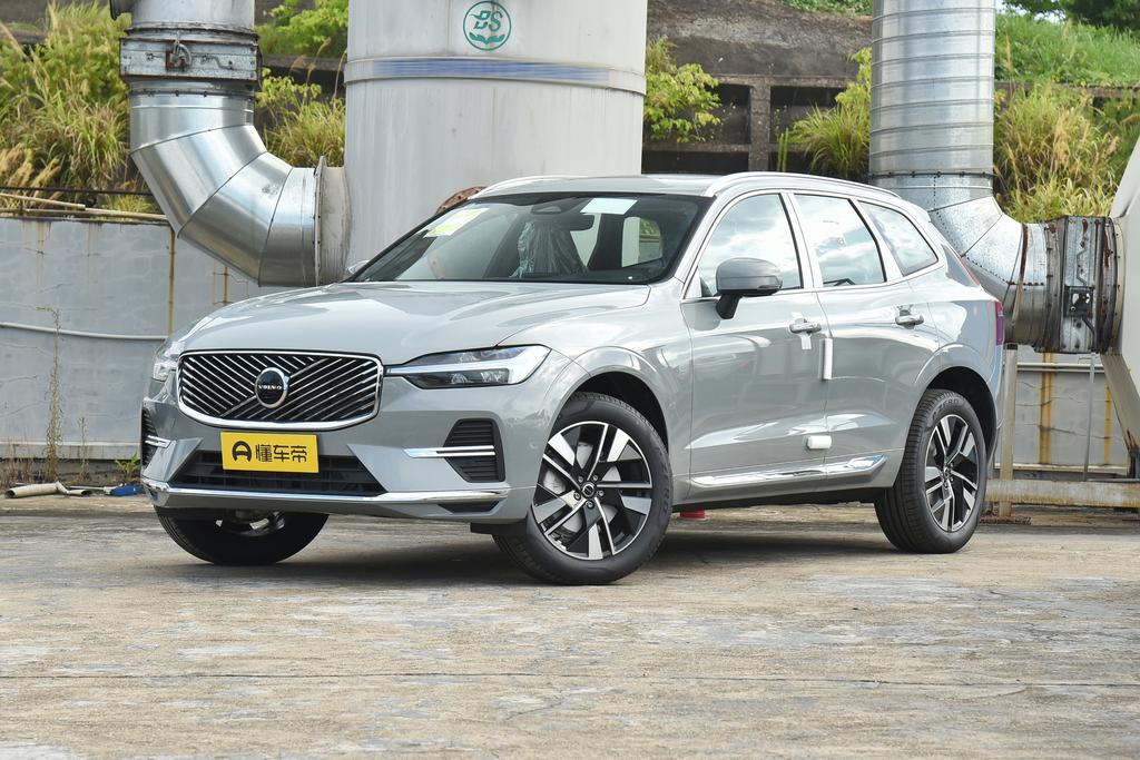 B5 four-wheel drive Zhiyuan Deluxe Edition