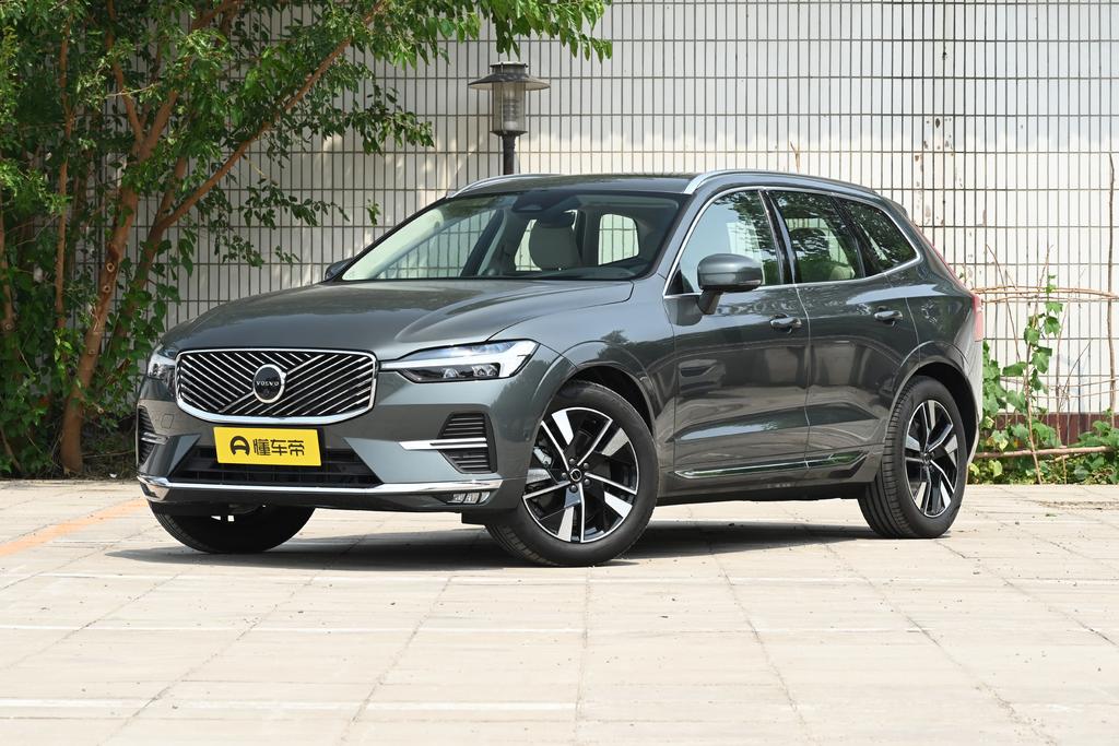 B5 four-wheel drive Zhiya Deluxe Edition