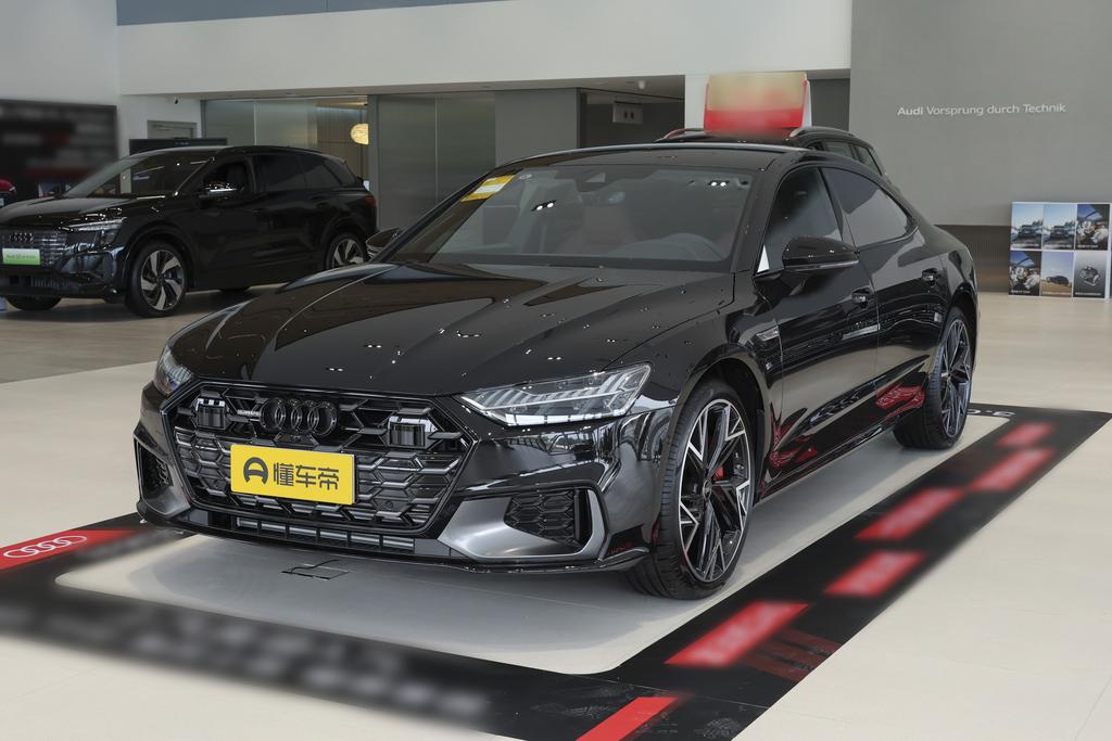 55 TFSI quattro Black Samurai Edition