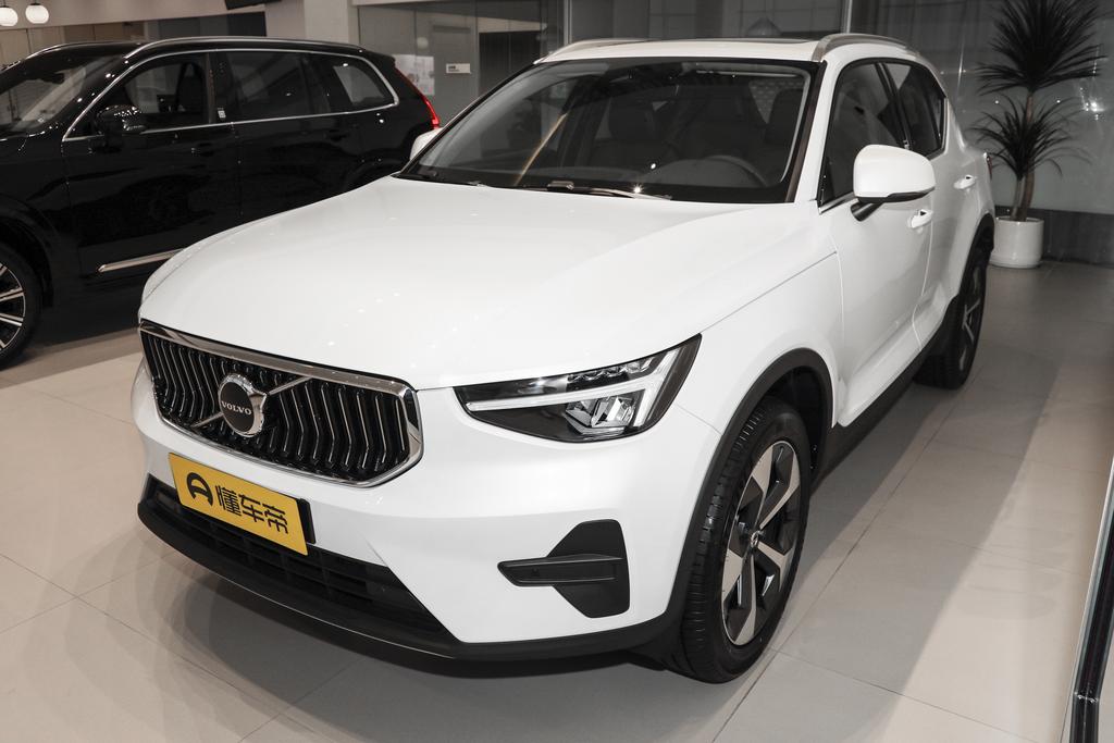 B4 four-wheel drive Zhiyuan Deluxe Edition