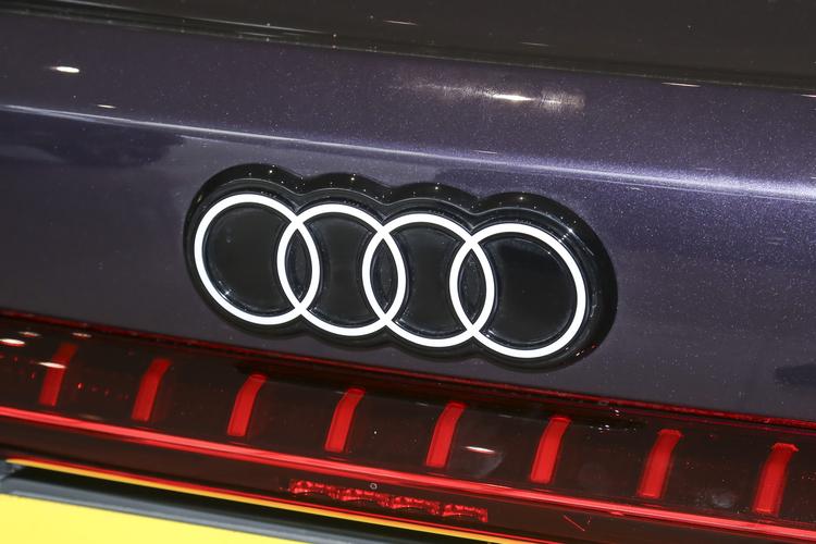 Фото машины 168