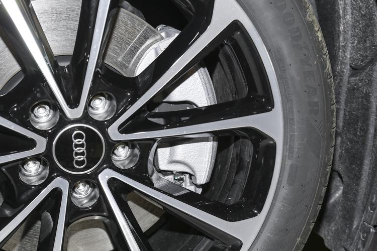 Фото машины 198