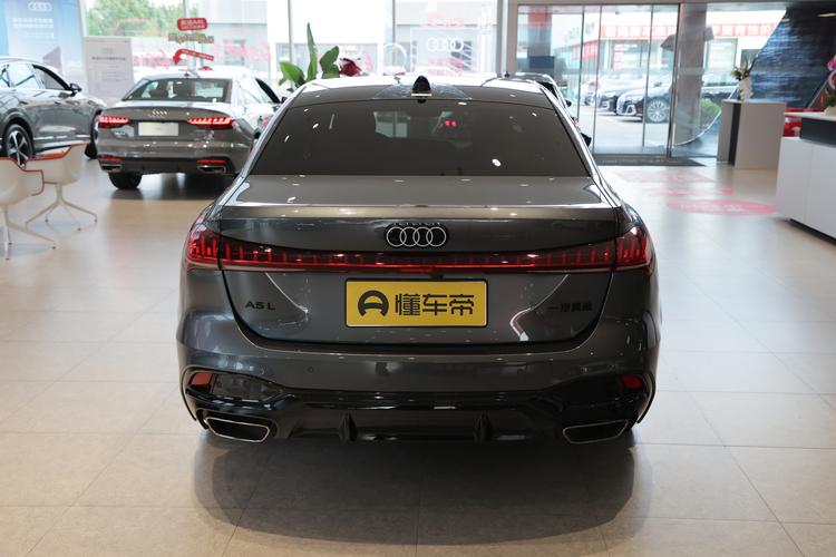 Фото машины 208