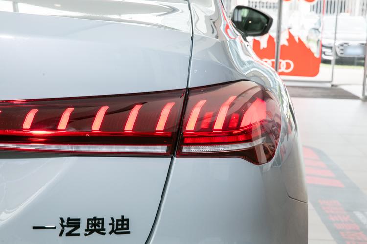 Фото машины 347