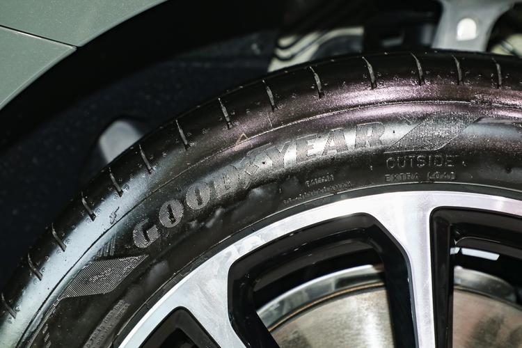 Фото машины 392