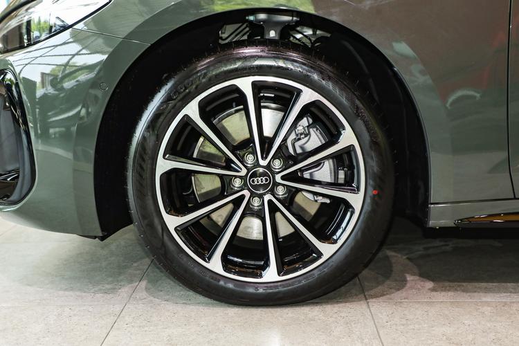 Фото машины 378