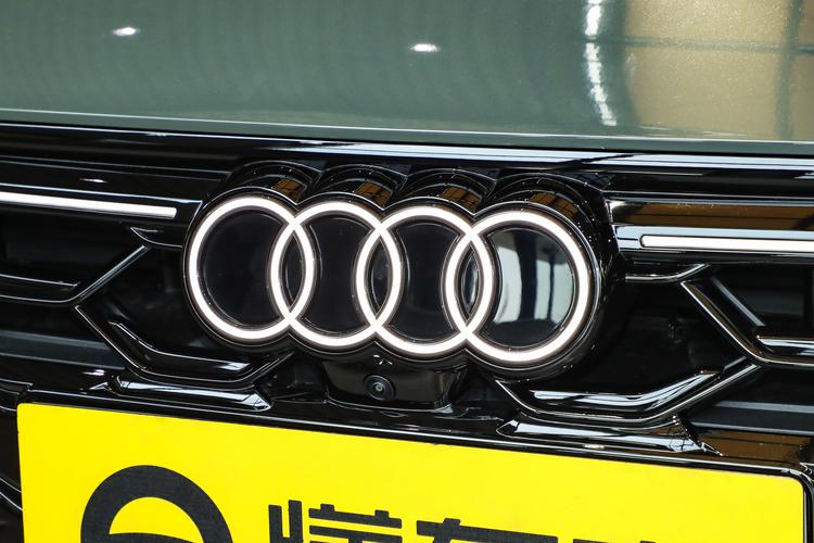 Фото машины 398