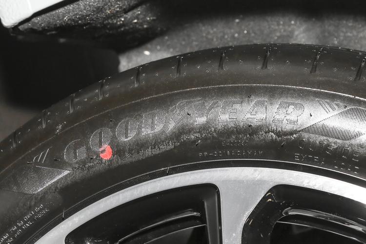 Фото машины 458