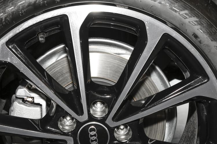 Фото машины 494