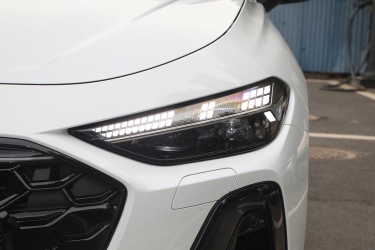 Фото машины 526