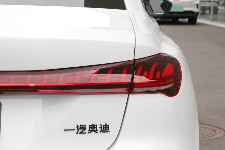 Фото машины 549