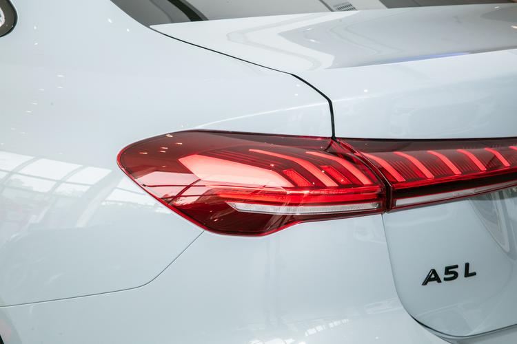 Фото машины 570