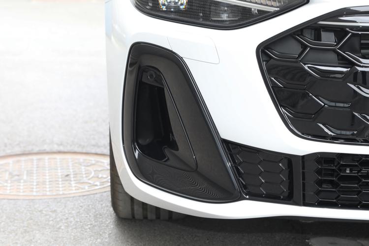 Фото машины 579