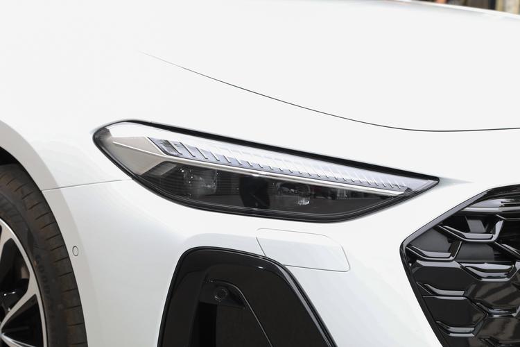 Фото машины 580