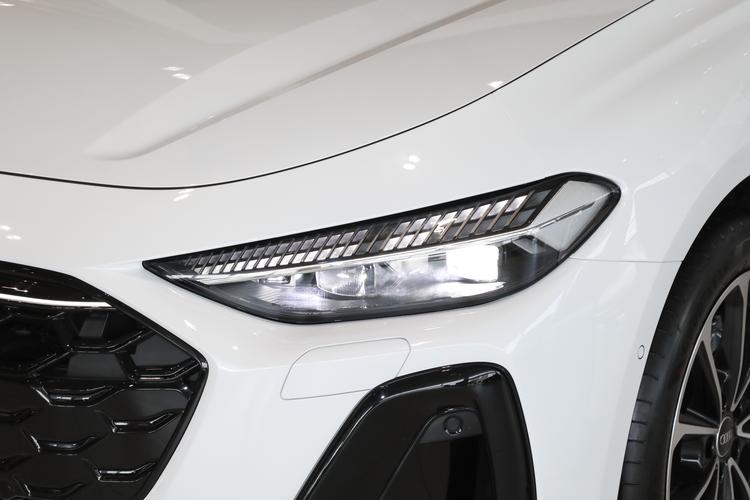 Фото машины 602