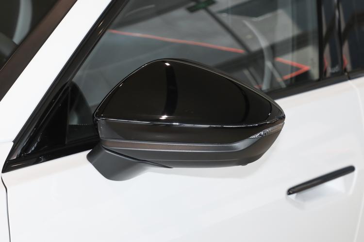 Фото машины 605