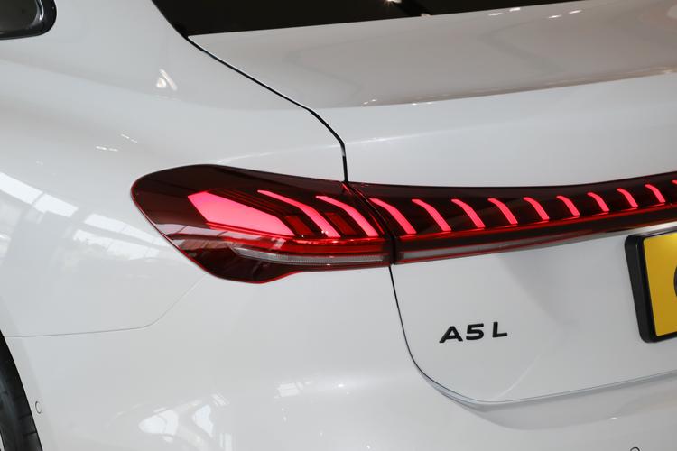 Фото машины 613