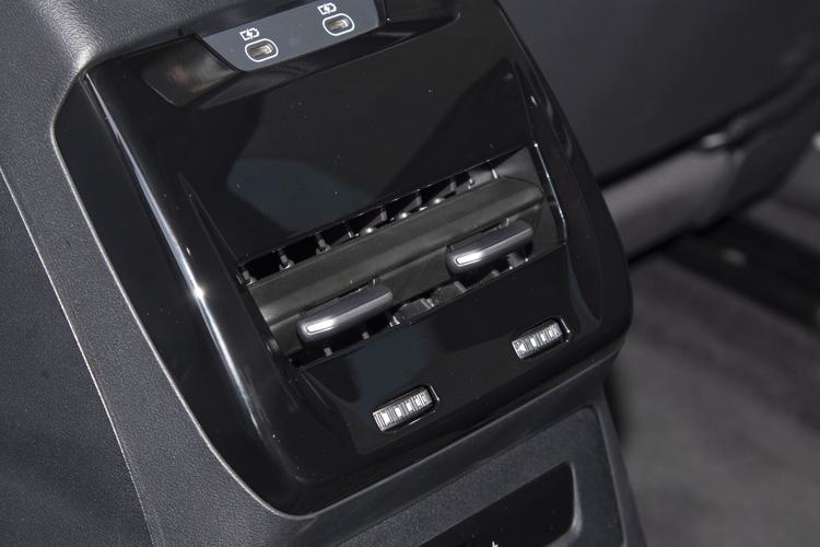 Фото машины 672