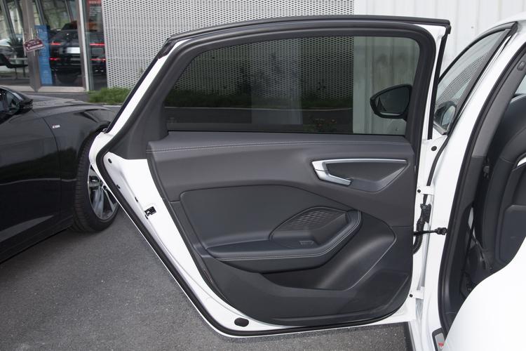 Фото машины 677