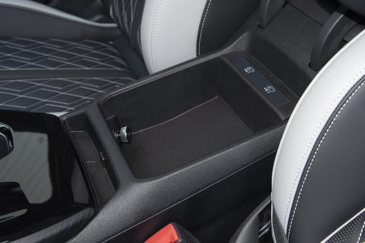 Фото машины 679