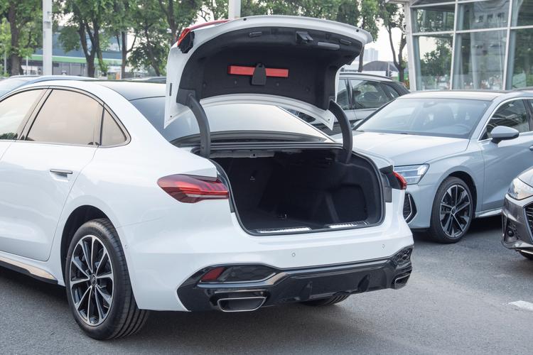 Фото машины 701