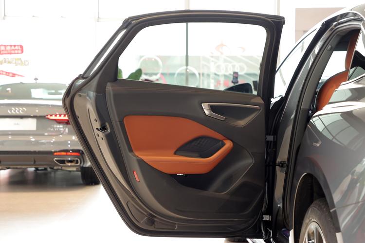 Фото машины 841