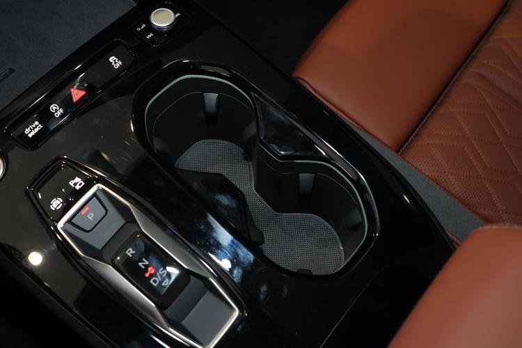 Фото машины 732