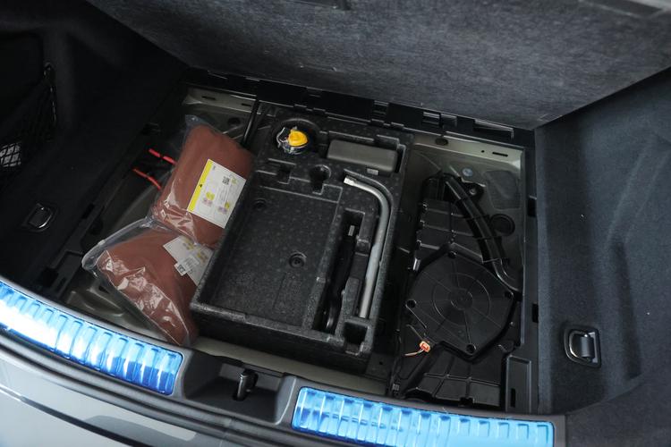 Фото машины 750