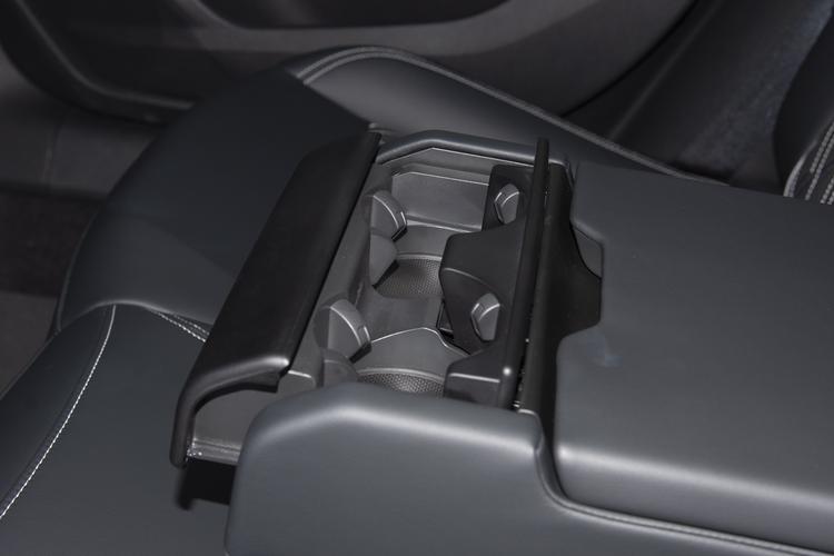 Фото машины 748