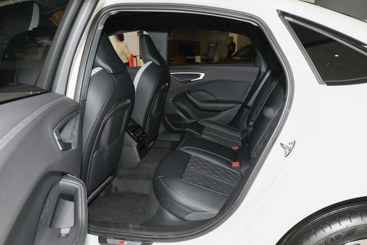 Фото машины 795