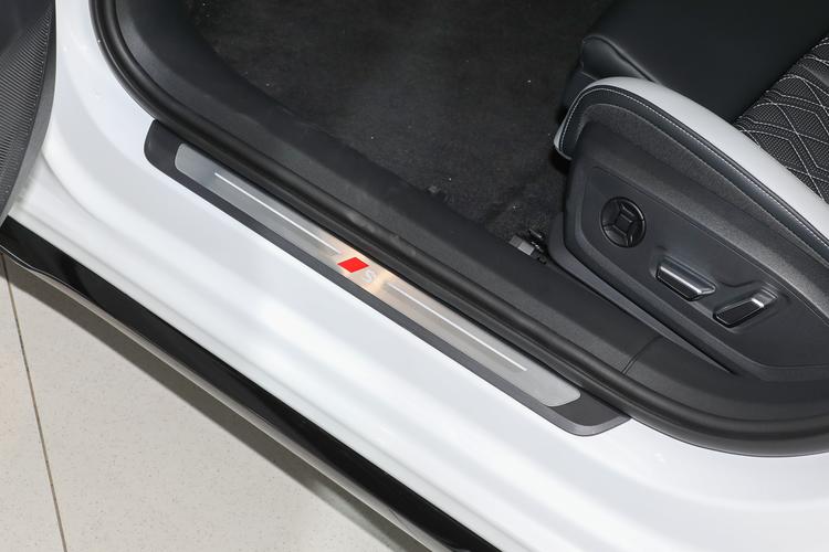 Фото машины 805