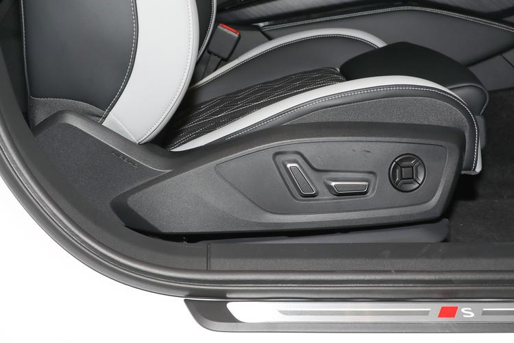 Фото машины 811