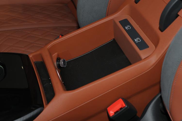 Фото машины 844