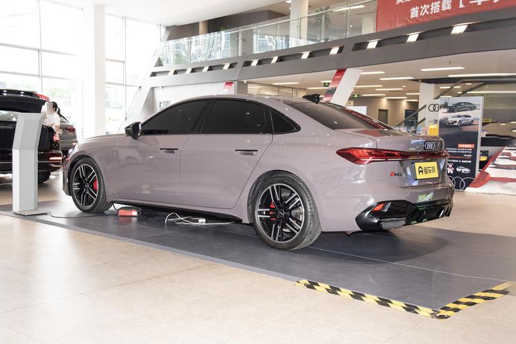 Фото машины 32