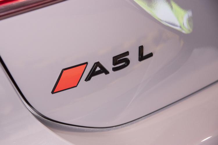 Фото машины 66