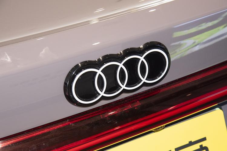 Фото машины 107